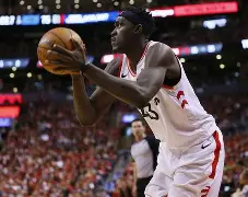 爱游戏- 西亚卡姆在日本队比赛中爆冷窗口期主帅复盘之后，风云突变多特蒙德集结日单刀错失